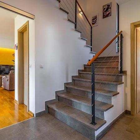 Awesome In With Kitchen Casa vacanze *