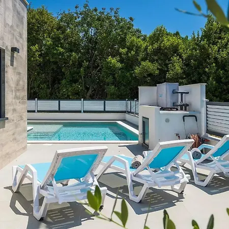 Pervan Hébergement de vacances Pula