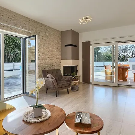 Pervan Holiday home *